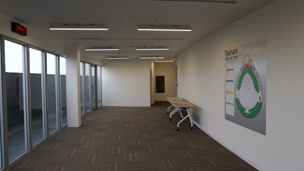 LED線型燈(吸頂/嵌入式)